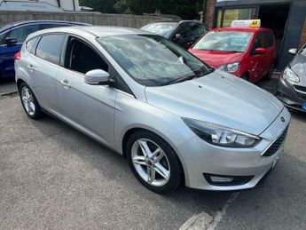 Ford Focus 1.0T EcoBoost Zetec Euro 6 (s/s) 5dr