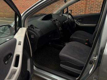 Toyota Yaris 1.33 Dual VVT-i TR MultiMode Euro 4 (s/s) 5dr