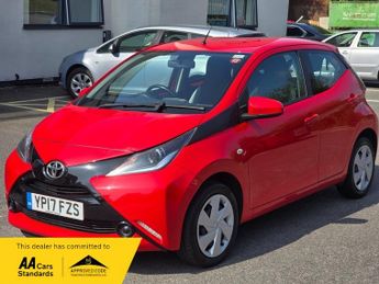 Toyota AYGO VVT-I X-PLAY