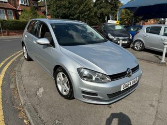 Volkswagen Golf TDi 1.6 TDI BlueMotion Tech Match DSG Euro 5 (s/s) 5dr