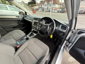 Volkswagen Golf 1.6 TDI BlueMotion Tech Match DSG Euro 5 (s/s) 5dr