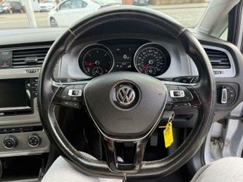 Volkswagen Golf 1.6 TDI BlueMotion Tech Match DSG Euro 5 (s/s) 5dr