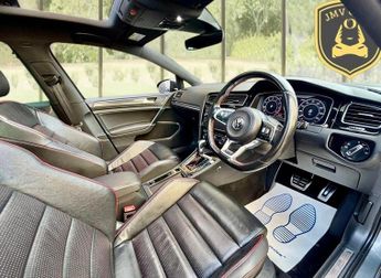 Volkswagen Golf GTI PERFORMANCE TSI DSG