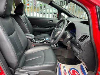 Nissan Leaf 30kWh Tekna Auto 5dr