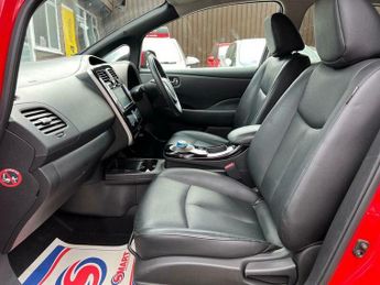 Nissan Leaf 30kWh Tekna Auto 5dr