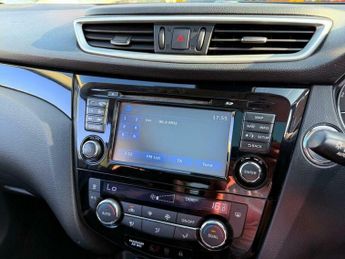 Nissan Qashqai 1.2 DIG-T n-tec+ XTRON 2WD Euro 6 (s/s) 5dr