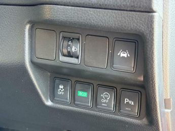 Nissan Qashqai 1.2 DIG-T n-tec+ XTRON 2WD Euro 6 (s/s) 5dr