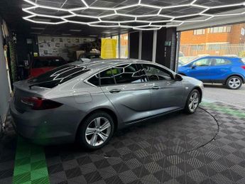 Vauxhall Insignia 1.6 Turbo D BlueInjection SRi Nav Grand Sport Euro 6 (s/s) 5dr