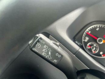 Volkswagen Touran 1.6 TDI BlueMotion Tech S DSG Euro 5 (s/s) 5dr