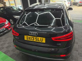 Audi Q3 2.0 TDI S line S Tronic quattro Euro 5 (s/s) 5dr