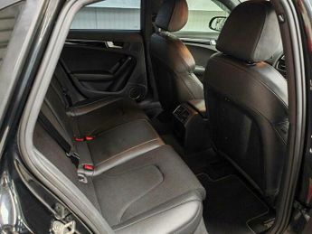 Audi A4 2.0 TDI Black Edition Multitronic Euro 5 (s/s) 4dr