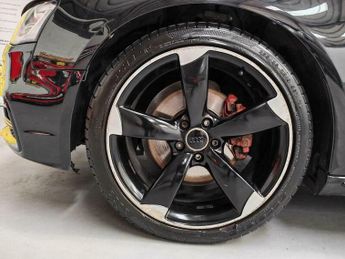 Audi A4 2.0 TDI Black Edition Multitronic Euro 5 (s/s) 4dr