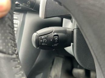 Peugeot 3008 2.0 h e-HDi SR EGC 4WD Euro 5 (s/s) 5dr