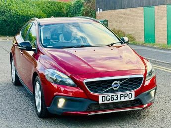 Volvo V40 D2 CROSS COUNTRY LUX
