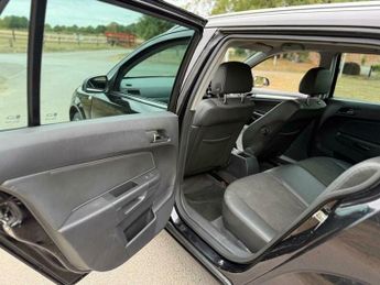 Vauxhall Astra 1.8i 16v Design 5dr