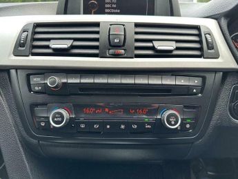 BMW 3 SERIES 2.0 320d ED EfficientDynamics Auto Euro 5 (s/s) 4dr