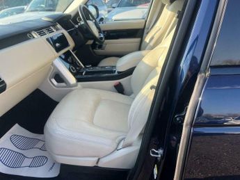 Land Rover Range Rover 3.0 SD V6 Vogue Auto 4WD Euro 6 (s/s) 5dr