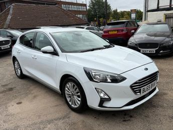 Ford Focus TITANIUM
