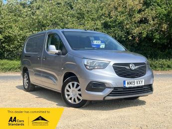 Vauxhall Combo L2H1 2300 SPORTIVE S/S