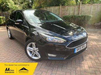 Ford Focus ZETEC*TWO FORMER KEEPERS*MOT DUE 21/08/2026*RECENT FULL SERVICE*