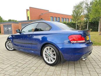 BMW 1 SERIES 2.0 118d M Sport Steptronic Euro 5 2dr