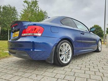 BMW 1 SERIES 2.0 118d M Sport Steptronic Euro 5 2dr