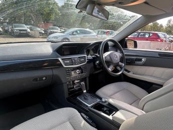 Mercedes-Benz E Class 2.1 E250 CDI BlueEfficiency Avantgarde Tiptronic Euro 5 5dr