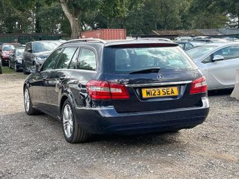 Mercedes-Benz E Class 2.1 E250 CDI BlueEfficiency Avantgarde Tiptronic Euro 5 5dr