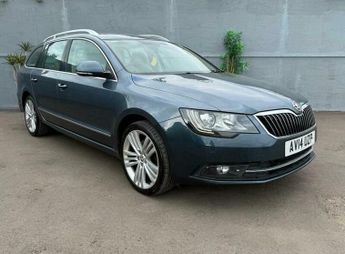 Skoda Superb 2.0 TDI Elegance DSG Euro 5 (s/s) 5dr