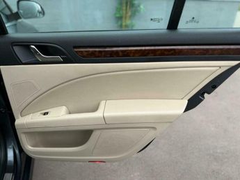 Skoda Superb 2.0 TDI Elegance DSG Euro 5 (s/s) 5dr