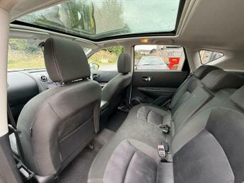 Nissan Qashqai 2.0 n-tec SUV 5dr Petrol CVT 4WD Euro 5 (140 ps)