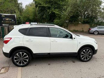Nissan Qashqai 2.0 n-tec SUV 5dr Petrol CVT 4WD Euro 5 (140 ps)