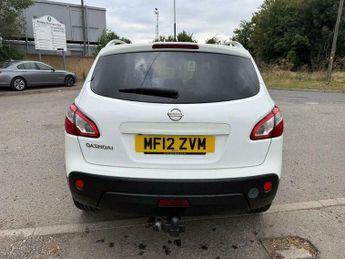 Nissan Qashqai 2.0 n-tec SUV 5dr Petrol CVT 4WD Euro 5 (140 ps)