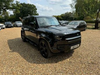 Land Rover Defender 3.0 D300 MHEV X-Dynamic HSE Auto 4WD Euro 6 (s/s) 5dr