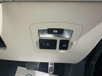 Land Rover Range Rover Velar 2.0 Range Rover Velar R-Dynamic S P250 Auto 4WD 5dr
