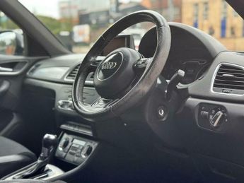 Audi Q3 2.0 TDI S line S Tronic quattro Euro 5 (s/s) 5dr