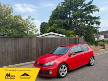 Volkswagen Golf GTi GTI