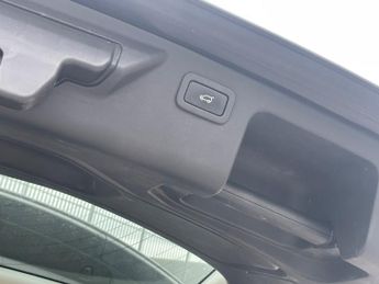 Land Rover Discovery Sport 2.0 TD4 SE Tech SUV 5dr Diesel Auto 4WD Euro 6 (s/s) (180 ps)