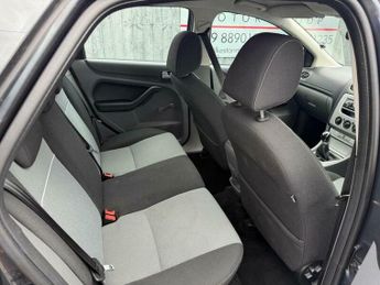 Ford Focus 1.6 Zetec S 5dr