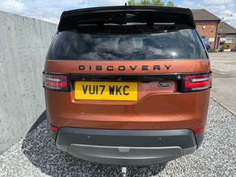Land Rover Discovery 3.0 TD V6 First Edition Auto 4WD Euro 6 (s/s) 5dr