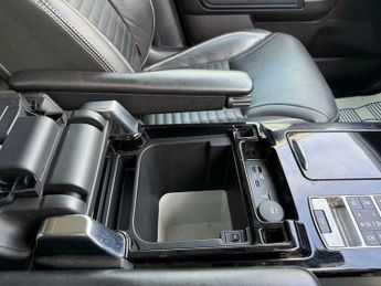 Land Rover Discovery 3.0 TD V6 First Edition Auto 4WD Euro 6 (s/s) 5dr