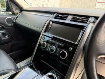 Land Rover Discovery 3.0 TD V6 First Edition Auto 4WD Euro 6 (s/s) 5dr