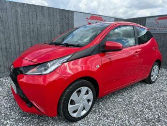 Toyota AYGO 1.0 VVT-i x-play Euro 5 5dr Euro 5