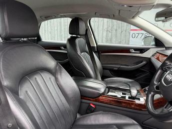 Audi A8 3.0 TDI V6 SE Executive Tiptronic quattro Euro 5 (s/s) 4dr