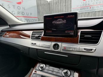 Audi A8 3.0 TDI V6 SE Executive Tiptronic quattro Euro 5 (s/s) 4dr