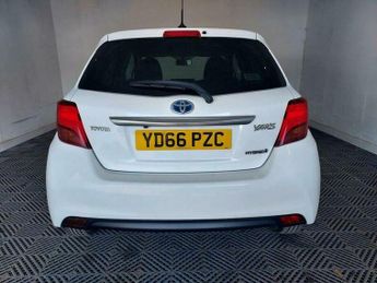 Toyota Yaris 1.5 VVT-h Icon E-CVT Euro 6 5dr