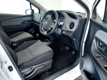 Toyota Yaris 1.5 VVT-h Icon E-CVT Euro 6 5dr