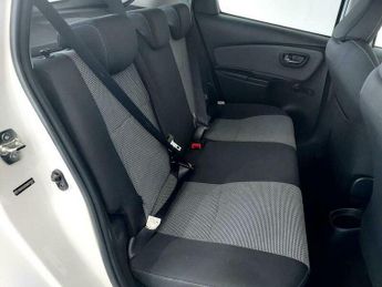 Toyota Yaris 1.5 VVT-h Icon E-CVT Euro 6 5dr