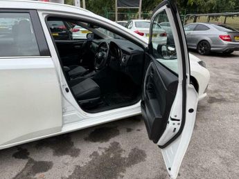 Toyota Auris 1.8 VVT-h Excel Touring Sports CVT Euro 6 (s/s) 5dr