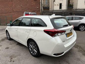 Toyota Auris 1.8 VVT-h Excel Touring Sports CVT Euro 6 (s/s) 5dr